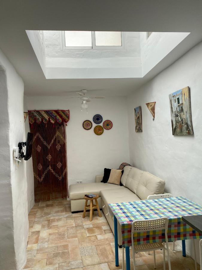 Cheerful One Bedroom Townhouse With Patio Archez ภายนอก รูปภาพ
