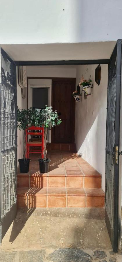 Cheerful One Bedroom Townhouse With Patio Archez ภายนอก รูปภาพ