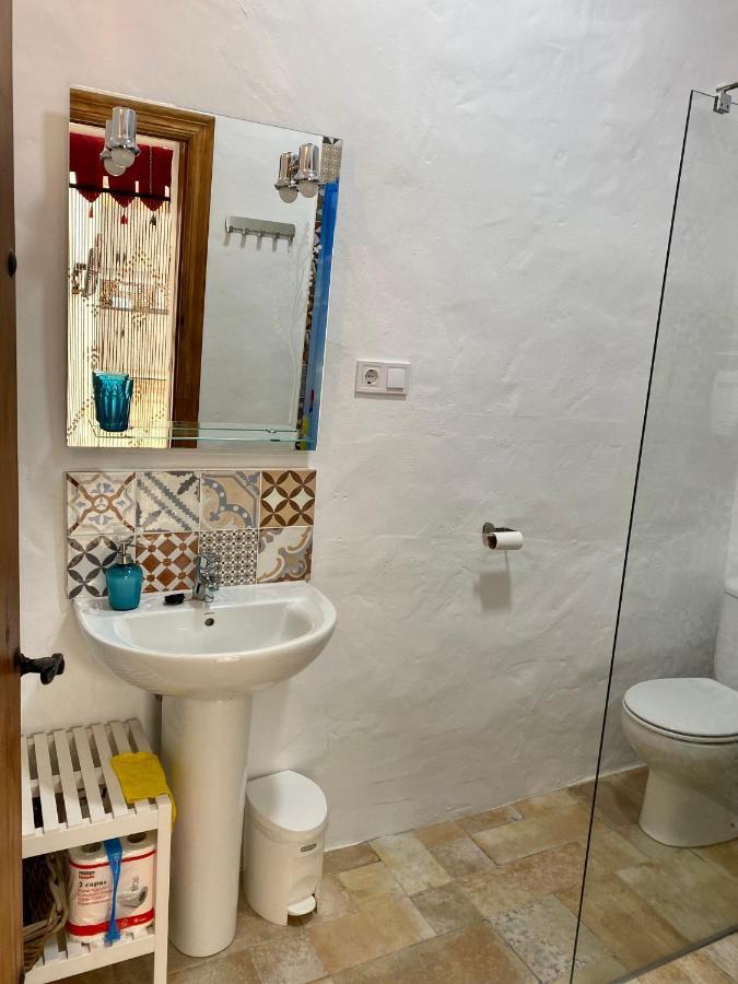 Cheerful One Bedroom Townhouse With Patio Archez ภายนอก รูปภาพ